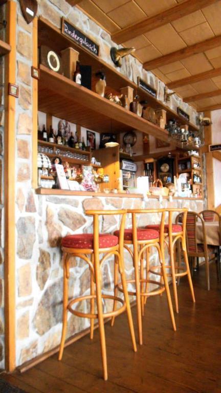 Restaurant Pension-Anton 야히모프 외부 사진
