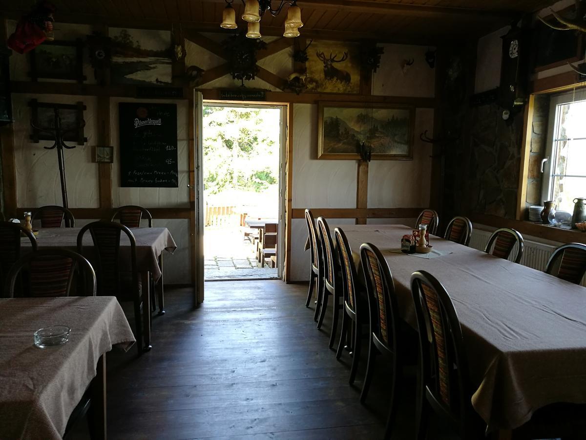 Restaurant Pension-Anton 야히모프 외부 사진